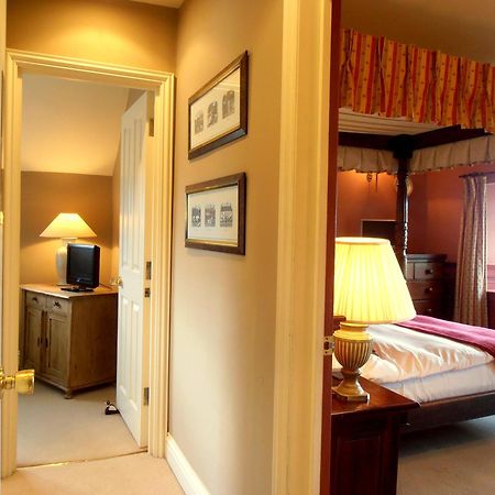 The Hunters Rest Inn Clutton Habitación foto