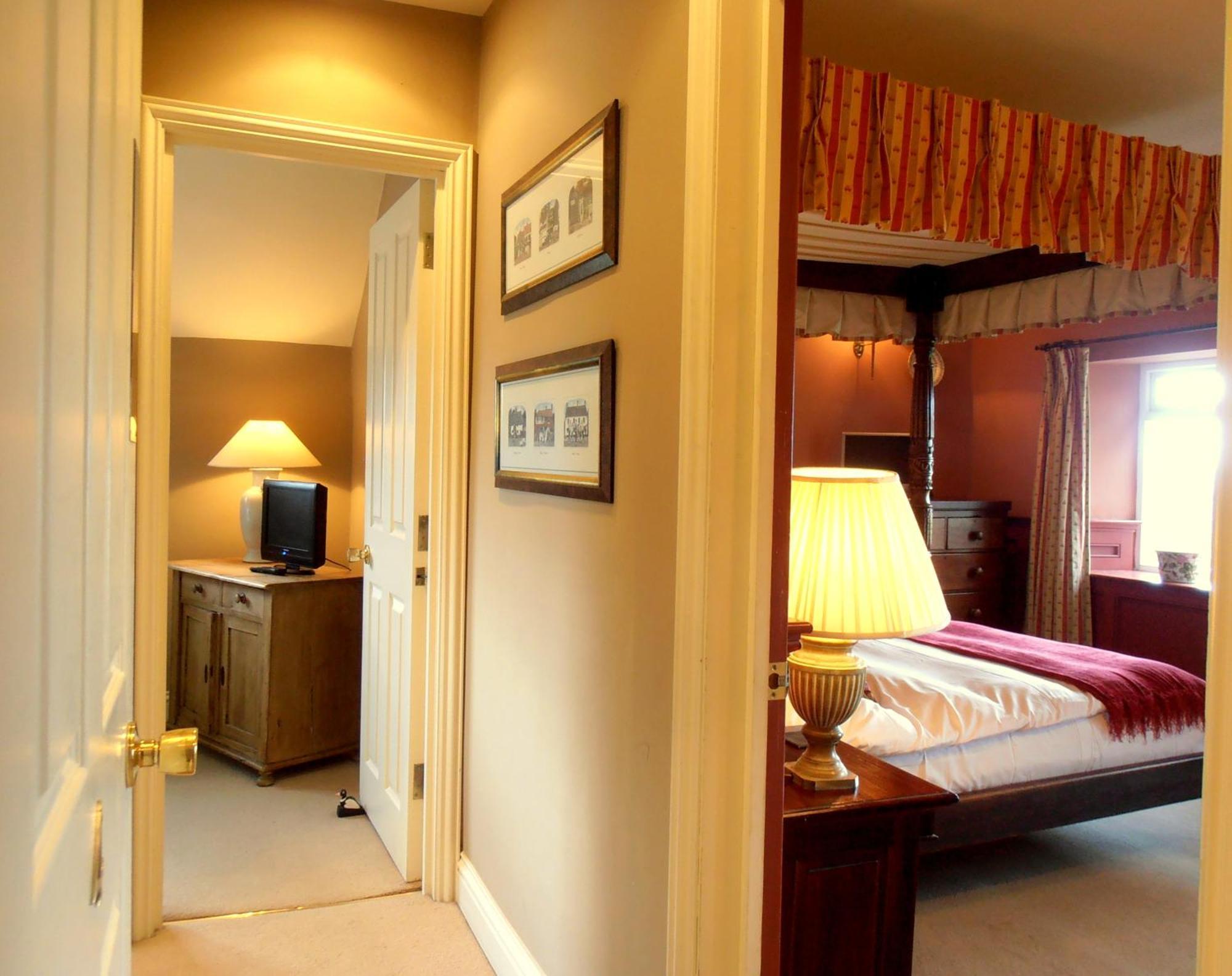 The Hunters Rest Inn Clutton Habitación foto